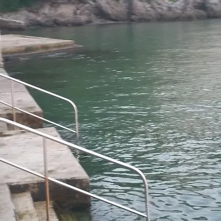 Apartment On The Sea *